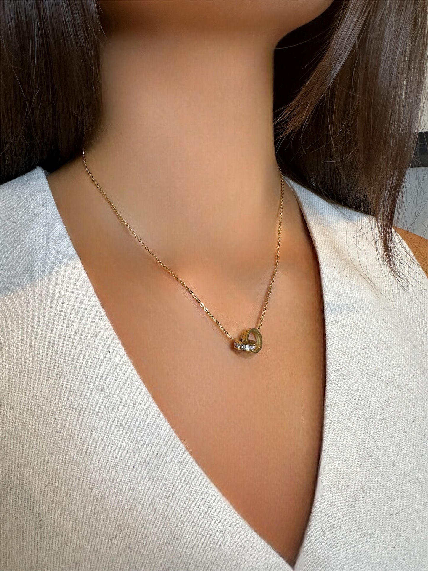 Roman Glow Necklace