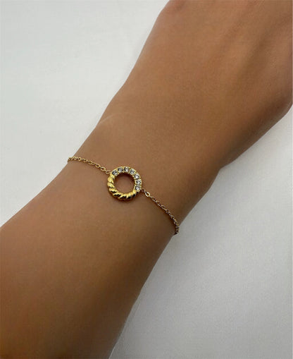 Glimmering Halo Bracelet