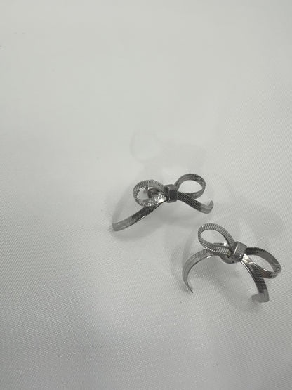 Dainty Bows Earrings